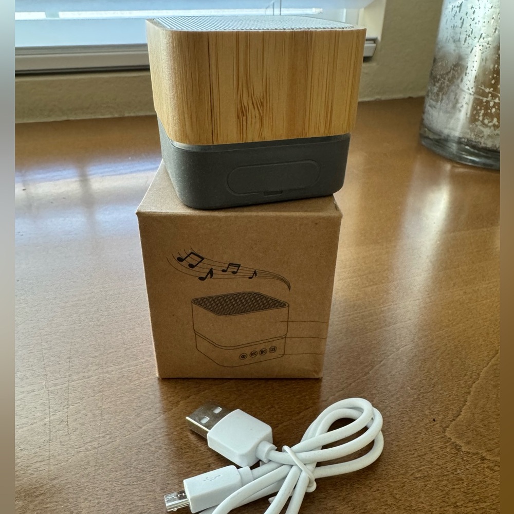 Bamboo Wireless Light-Up Speaker - Natural and Gray - Picture 2 of 8